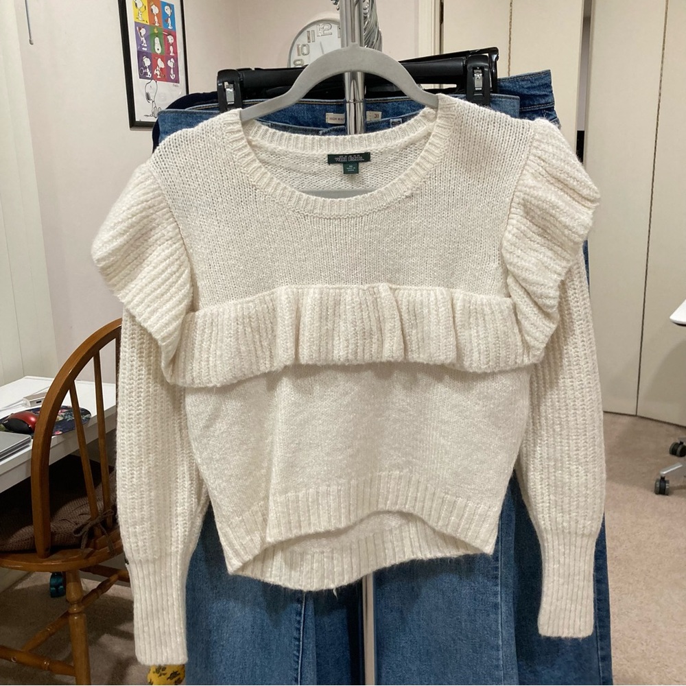 Wild Fable Flounce Crop Sweater Cream XS